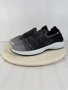 Tommy Bahama Women’s Gray and Black Flint Stretch Knit Jogger Slip-On Sneakers